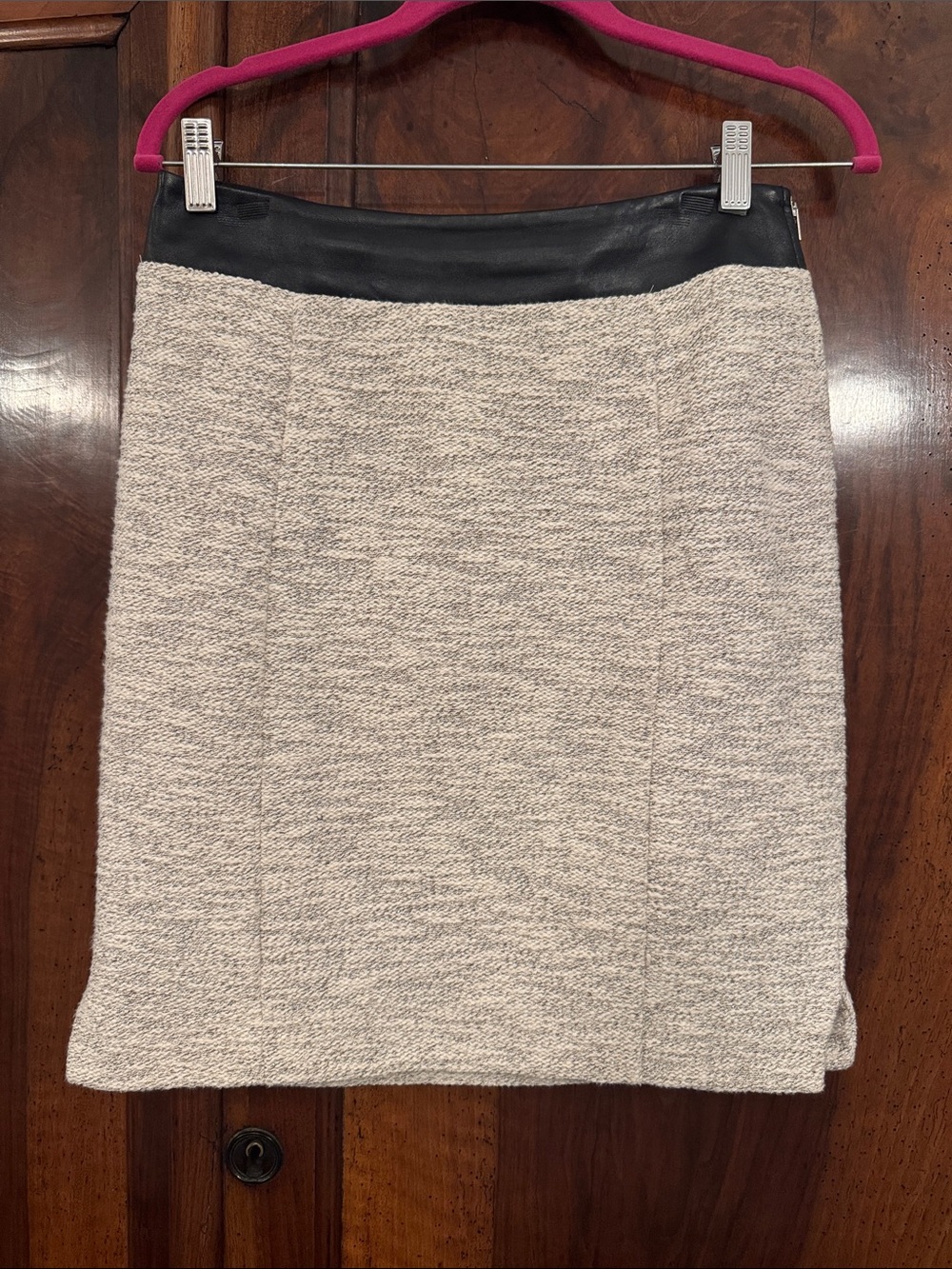 Banana Republic Cream Textured Pencil Skirt with Black Waistband